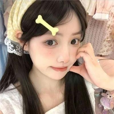 雷莉的蠢事